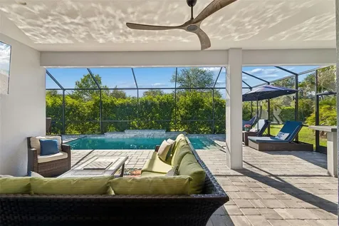 1008 Siberian Glen Bradenton FL 34212