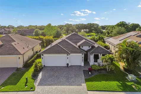 1008 Siberian Glen Bradenton FL 34212