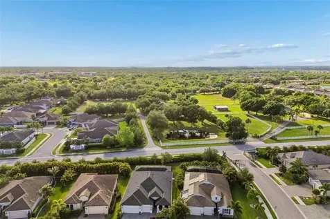 1008 Siberian Glen Bradenton FL 34212