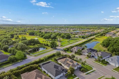 1008 Siberian Glen Bradenton FL 34212