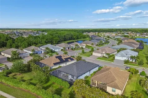 1008 Siberian Glen Bradenton FL 34212