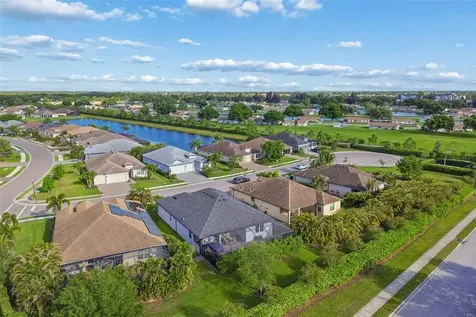 1008 Siberian Glen Bradenton FL 34212