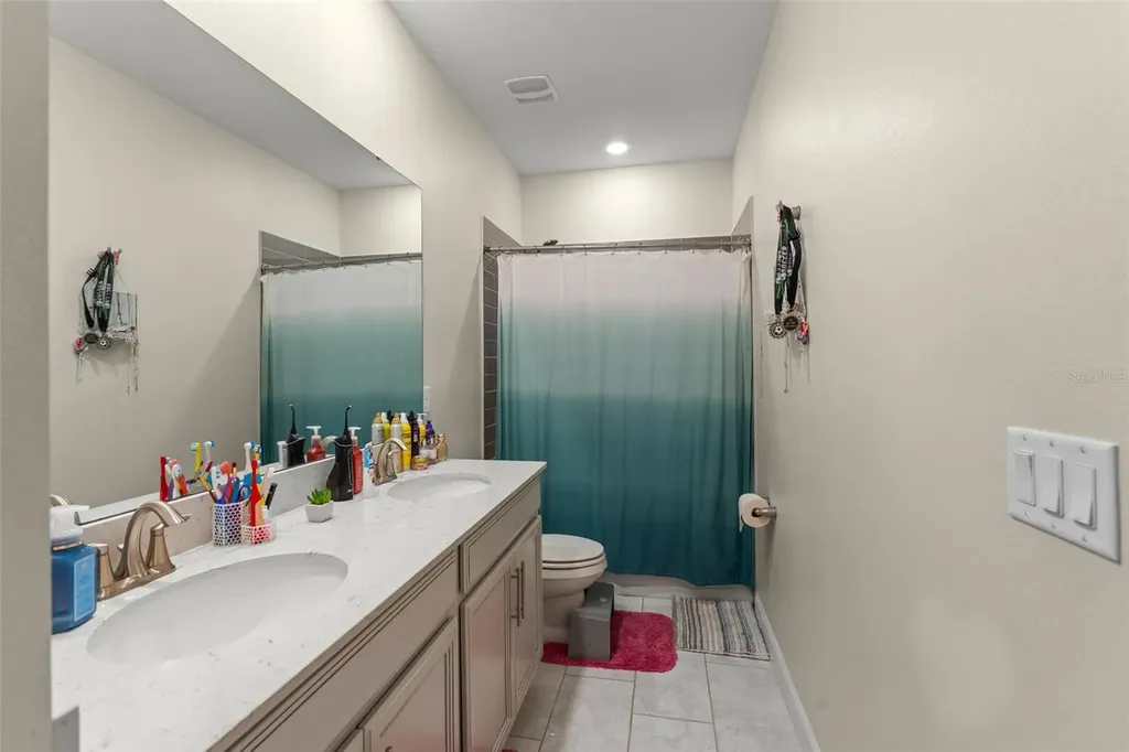 1834 Southern Red Oak Court Ocoee FL 34761