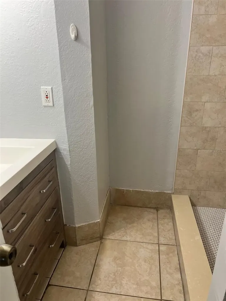10274 Turkey Lake Road Orlando FL 32819