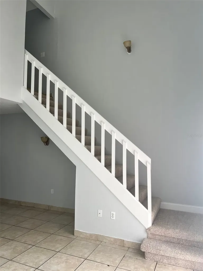 10274 Turkey Lake Road Orlando FL 32819