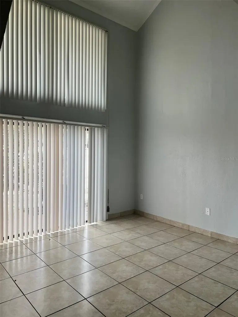 10274 Turkey Lake Road Orlando FL 32819