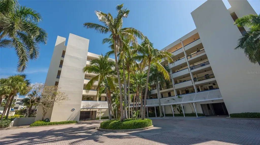 1932 Harbourside Drive Longboat Key FL 34228