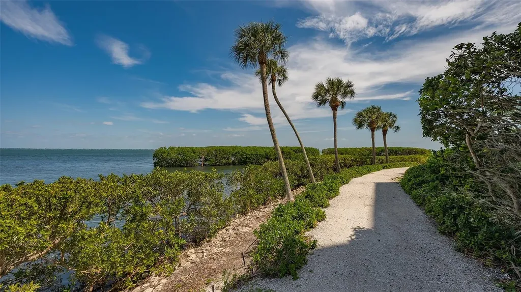 1932 Harbourside Drive Longboat Key FL 34228