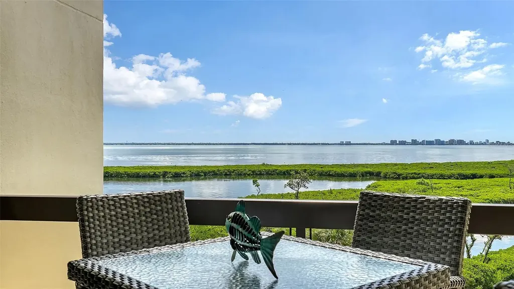 1932 Harbourside Drive Longboat Key FL 34228