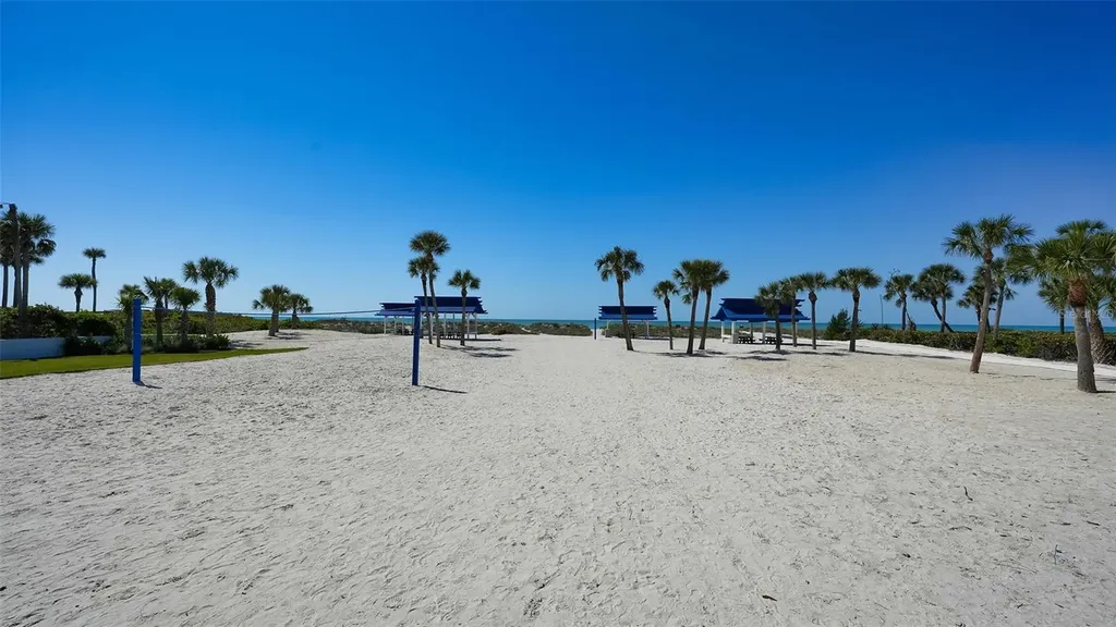 1932 Harbourside Drive Longboat Key FL 34228