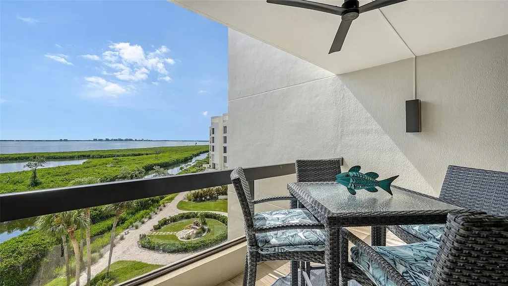 1932 Harbourside Drive Longboat Key FL 34228