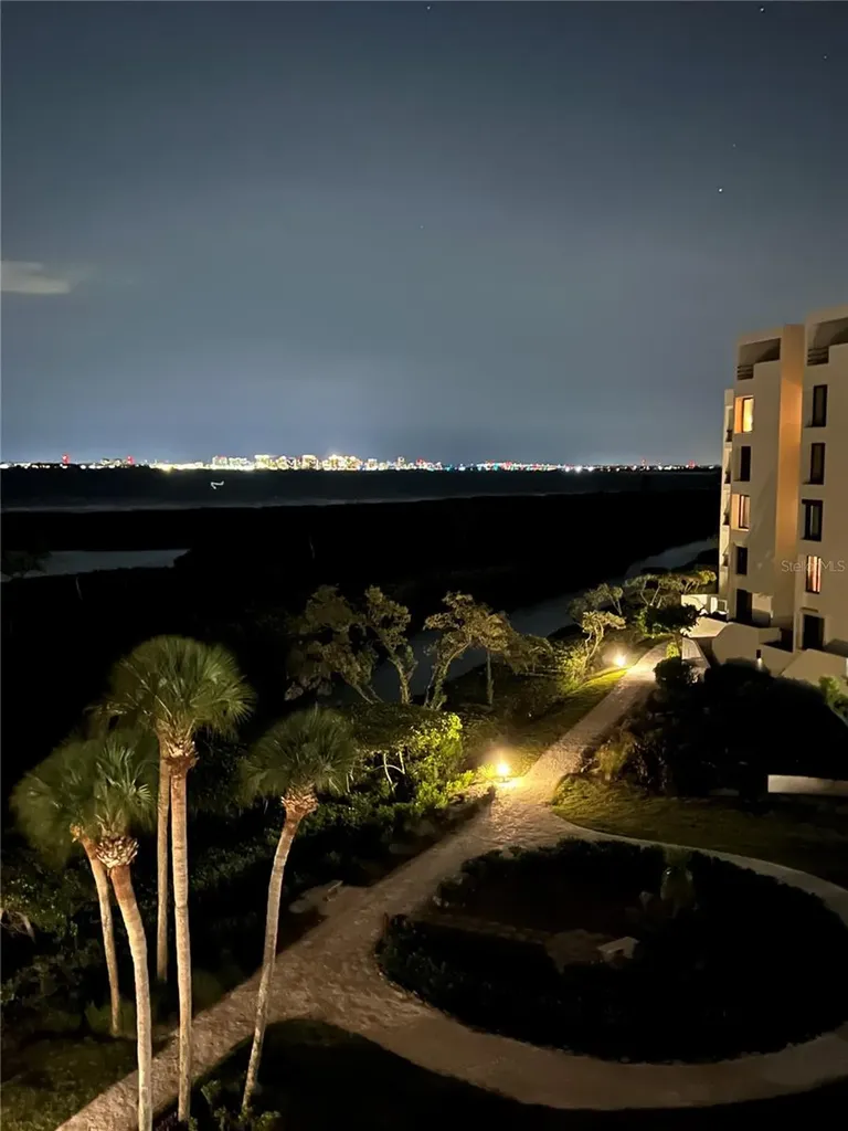 1932 Harbourside Drive Longboat Key FL 34228