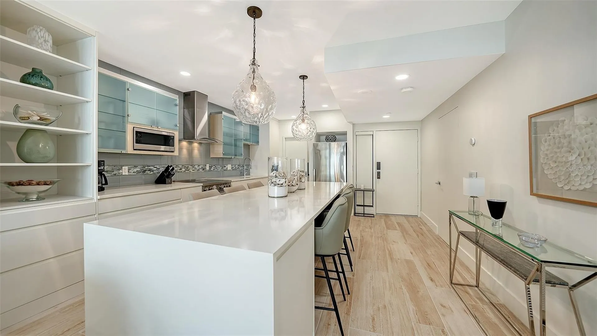 1932 Harbourside Drive Longboat Key FL 34228