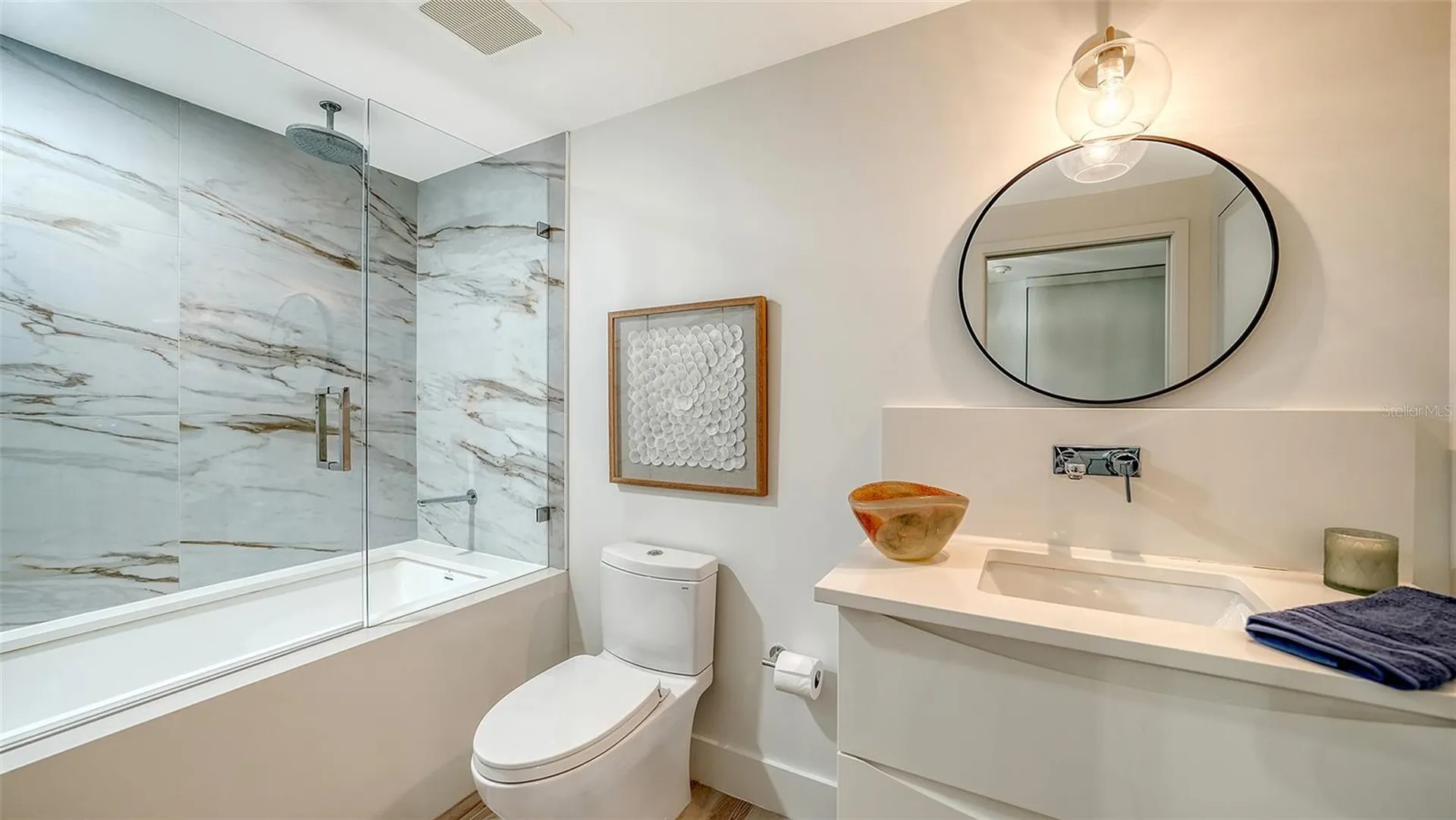 1932 Harbourside Drive Longboat Key FL 34228