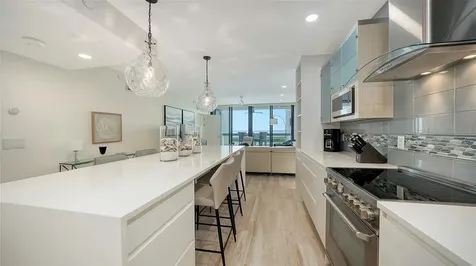 1932 Harbourside Drive Longboat Key FL 34228