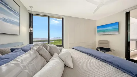 1932 Harbourside Drive Longboat Key FL 34228