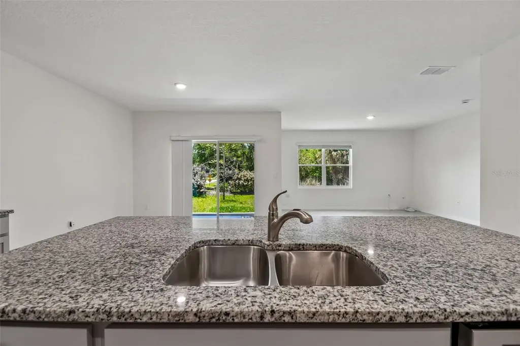 727 Lazio Circle Debary FL 32713