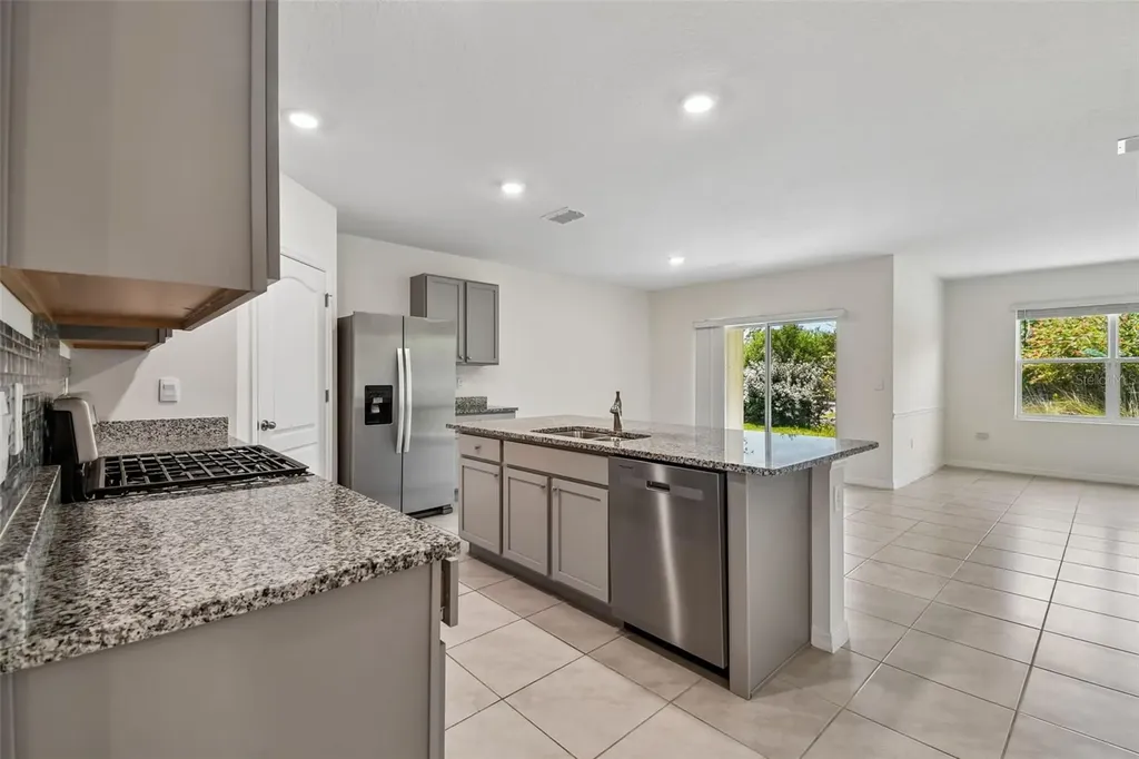 727 Lazio Circle Debary FL 32713