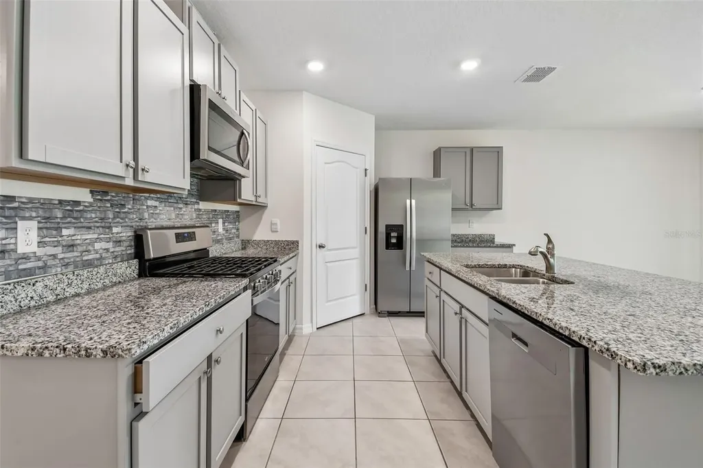 727 Lazio Circle Debary FL 32713