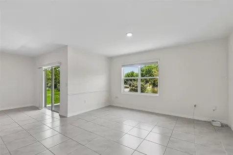 727 Lazio Circle Debary FL 32713