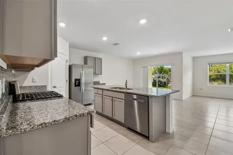 727 Lazio Circle Debary FL 32713
