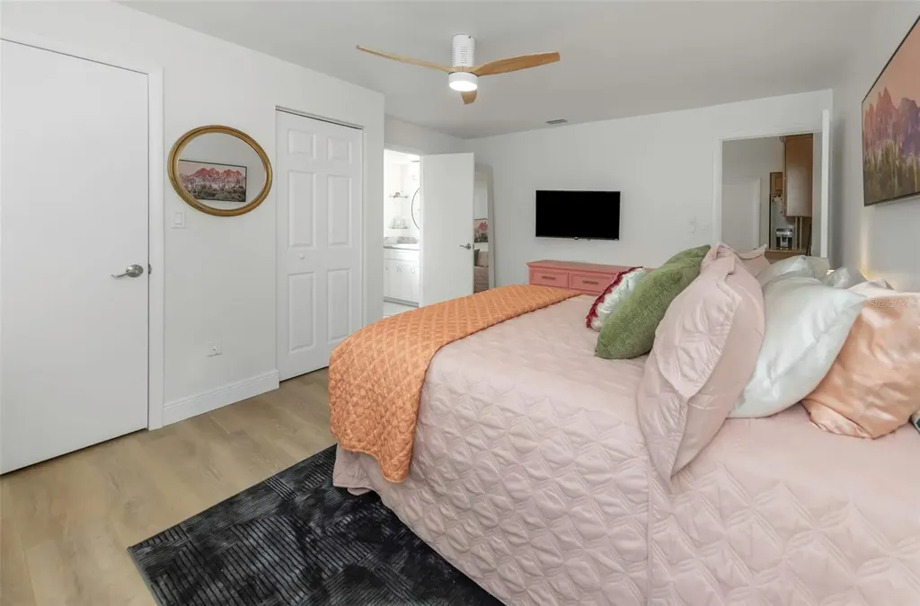 8909 118th Way Seminole FL 33772