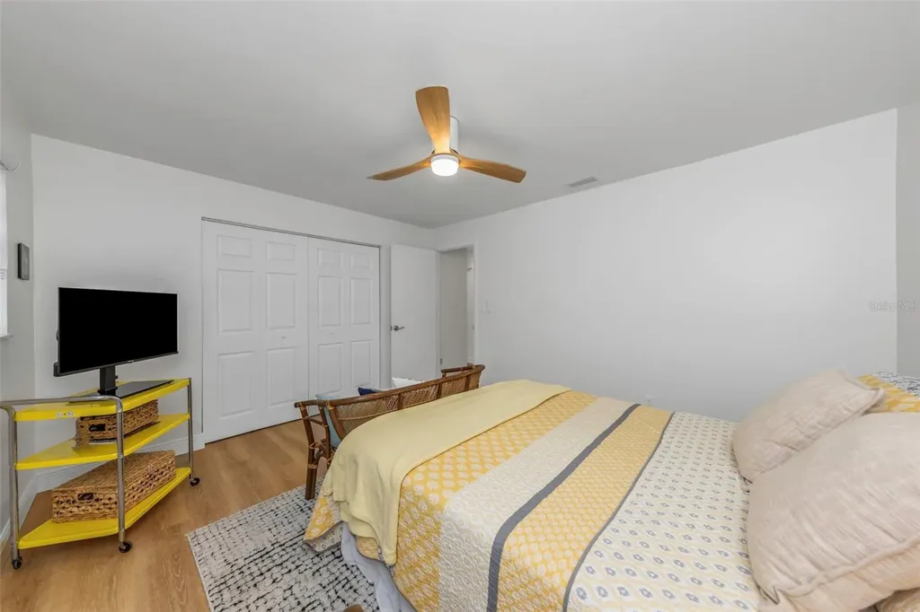8909 118th Way Seminole FL 33772
