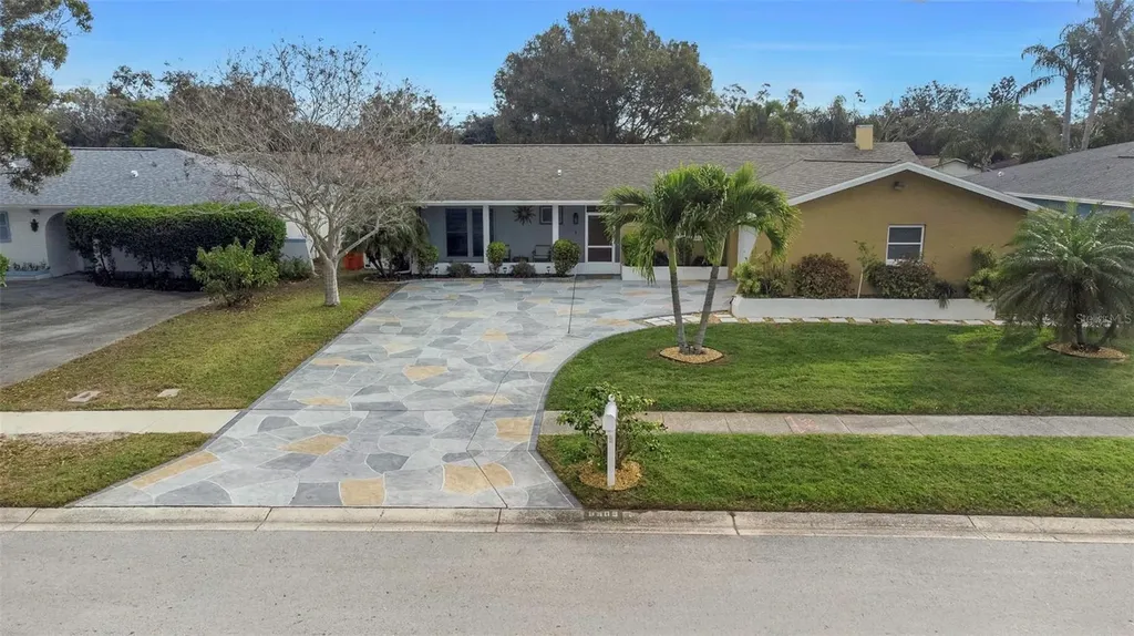 8909 118th Way Seminole FL 33772
