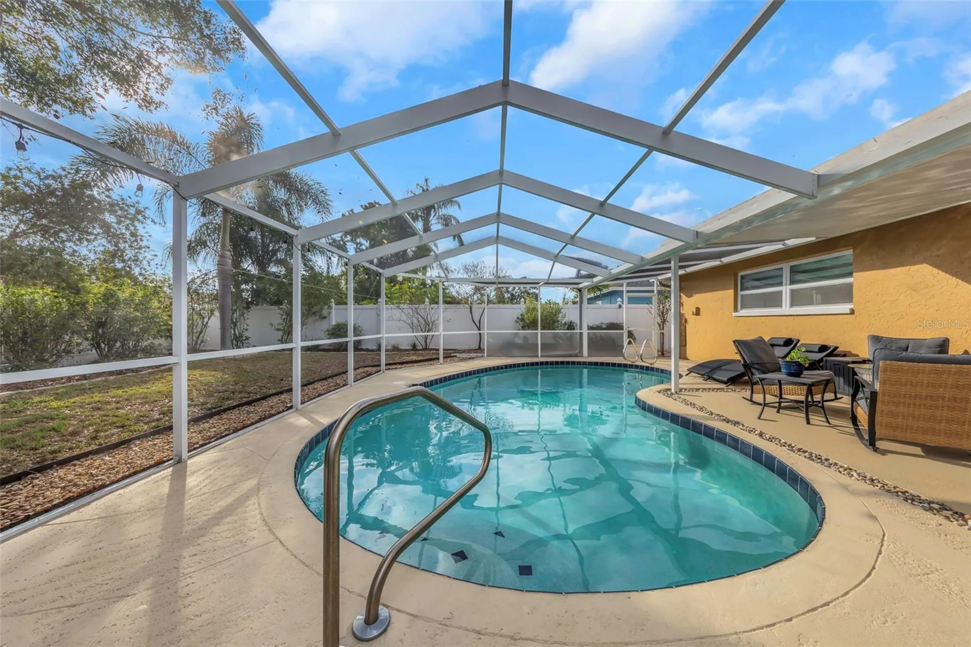 8909 118th Way Seminole FL 33772