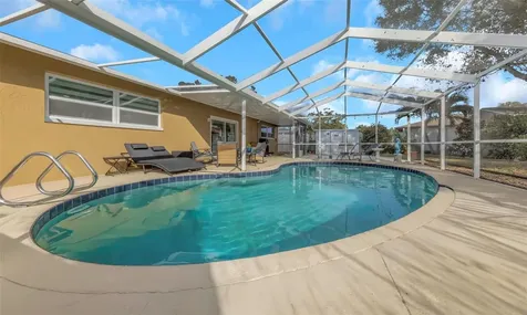 8909 118th Way Seminole FL 33772