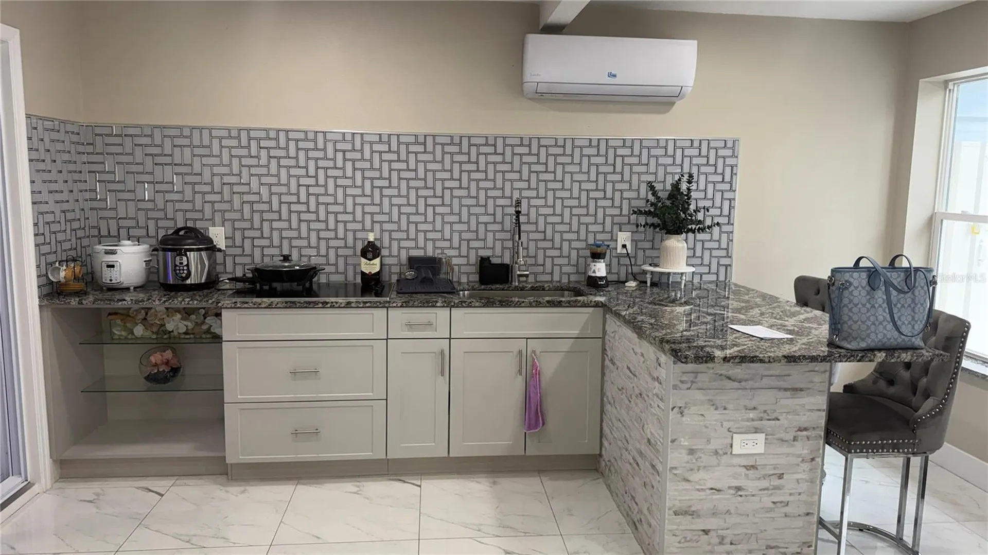 2106 W Cluster Avenue Tampa FL 33604