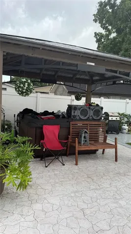 2106 W Cluster Avenue Tampa FL 33604