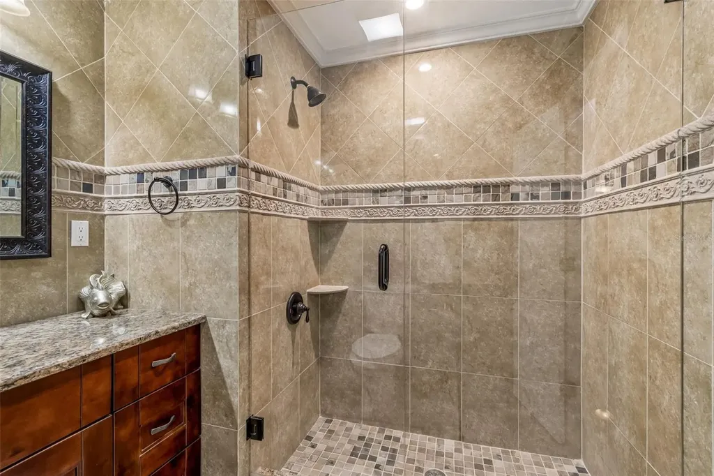 9406 W Flora Street Tampa FL 33615