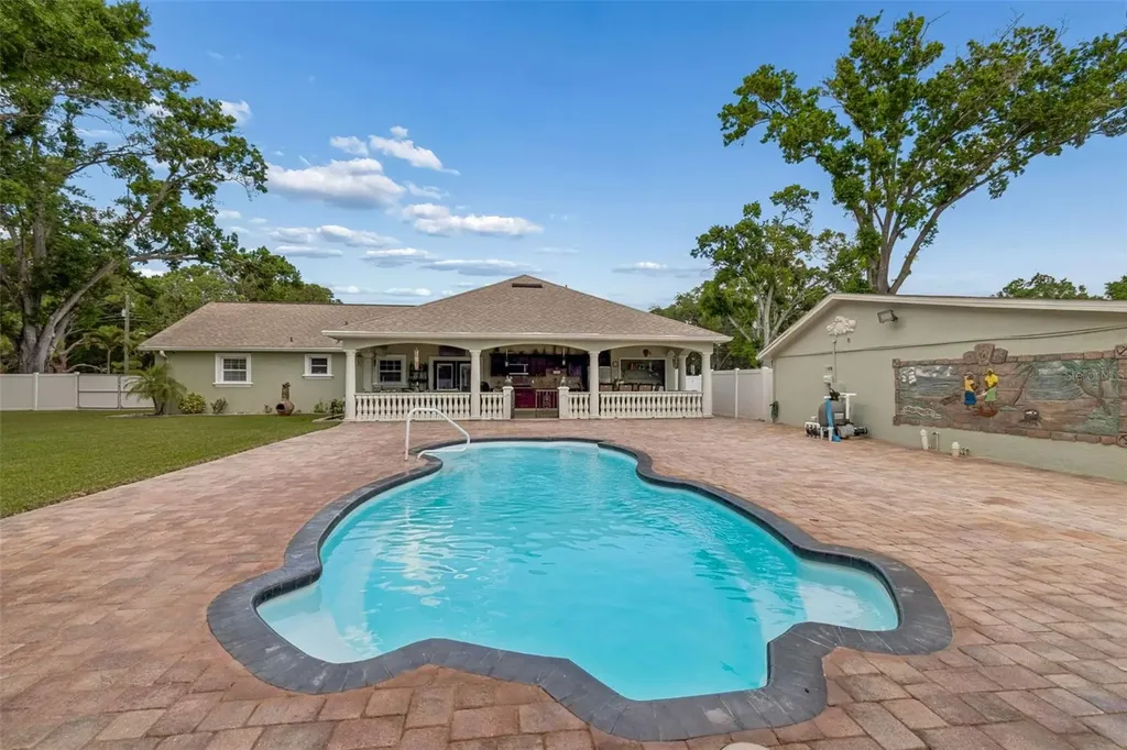 9406 W Flora Street Tampa FL 33615