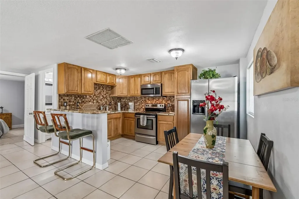 9406 W Flora Street Tampa FL 33615