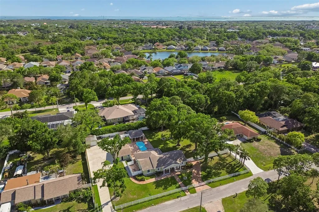 9406 W Flora Street Tampa FL 33615