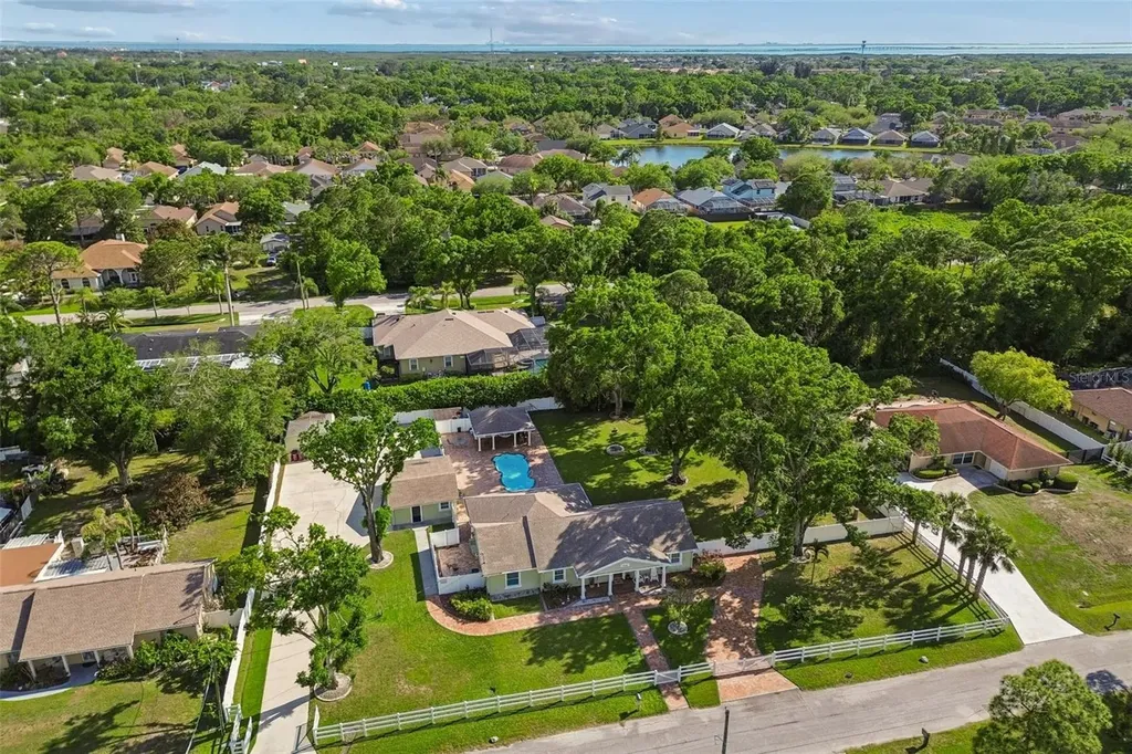 9406 W Flora Street Tampa FL 33615