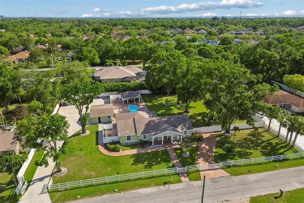 9406 W Flora Street Tampa FL 33615