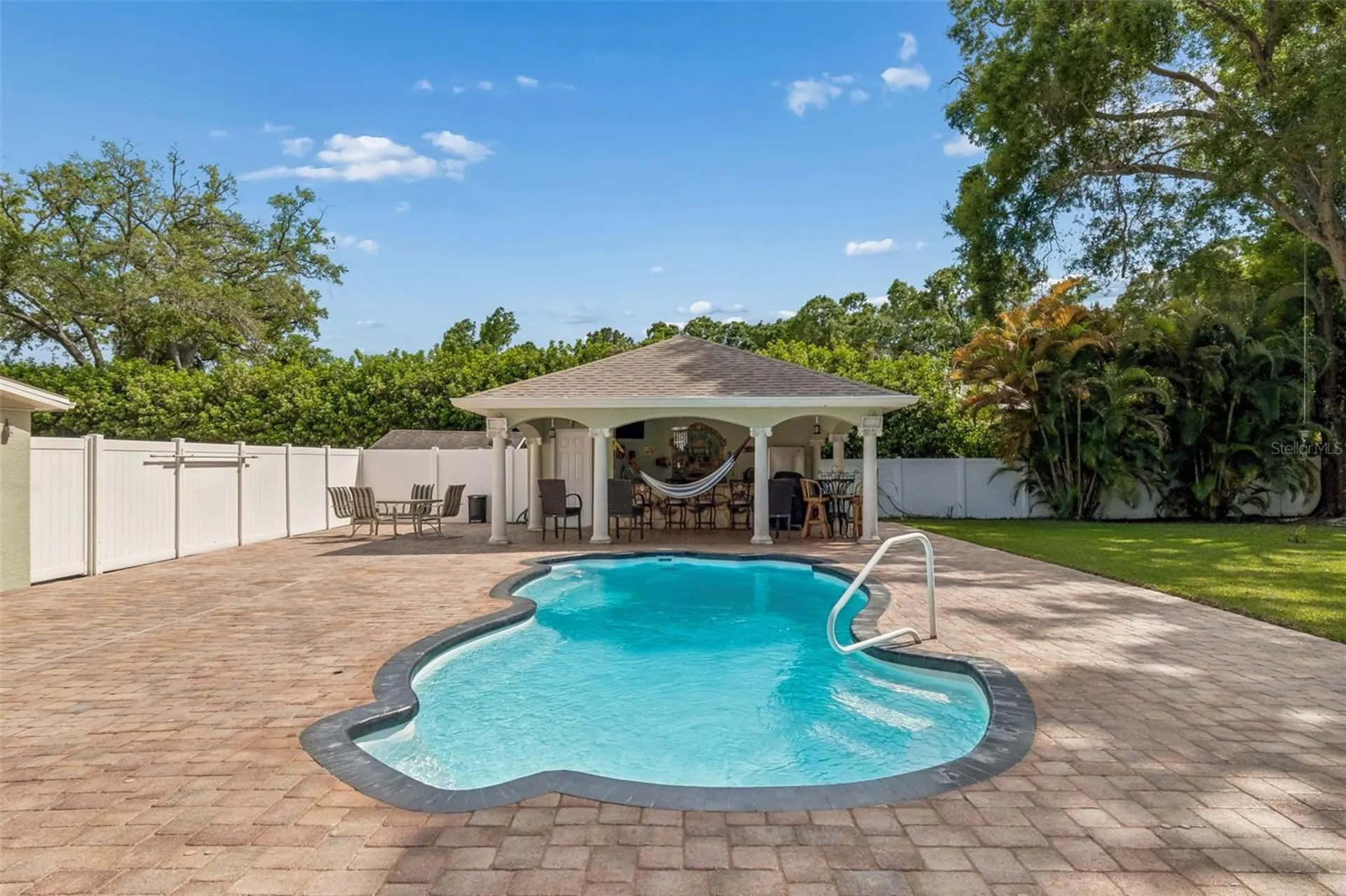 9406 W Flora Street Tampa FL 33615