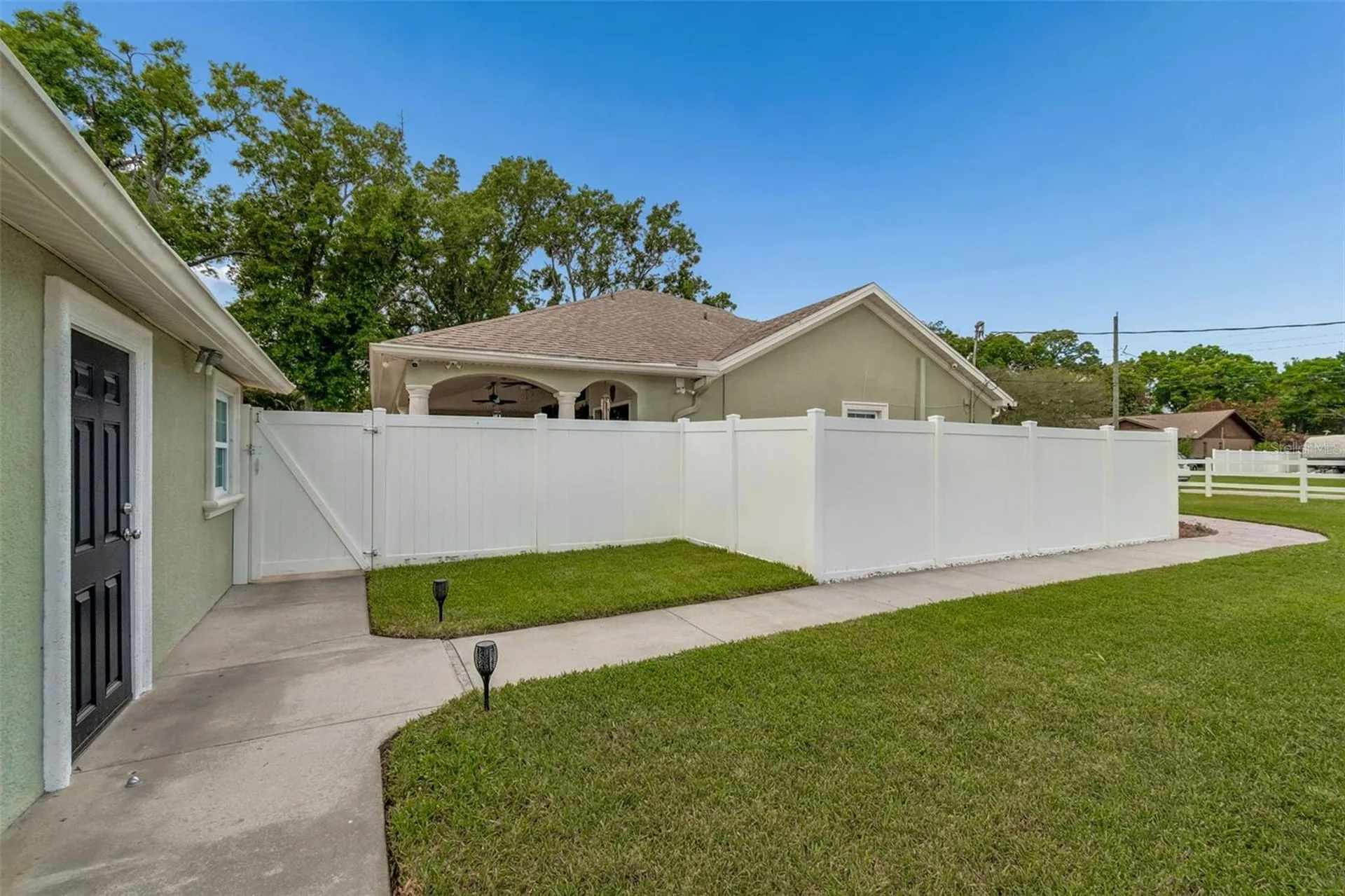 9406 W Flora Street Tampa FL 33615
