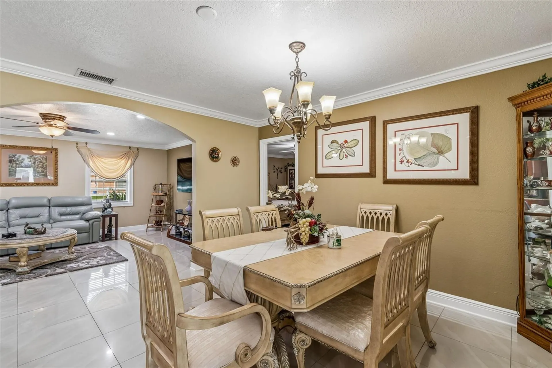 9406 W Flora Street Tampa FL 33615