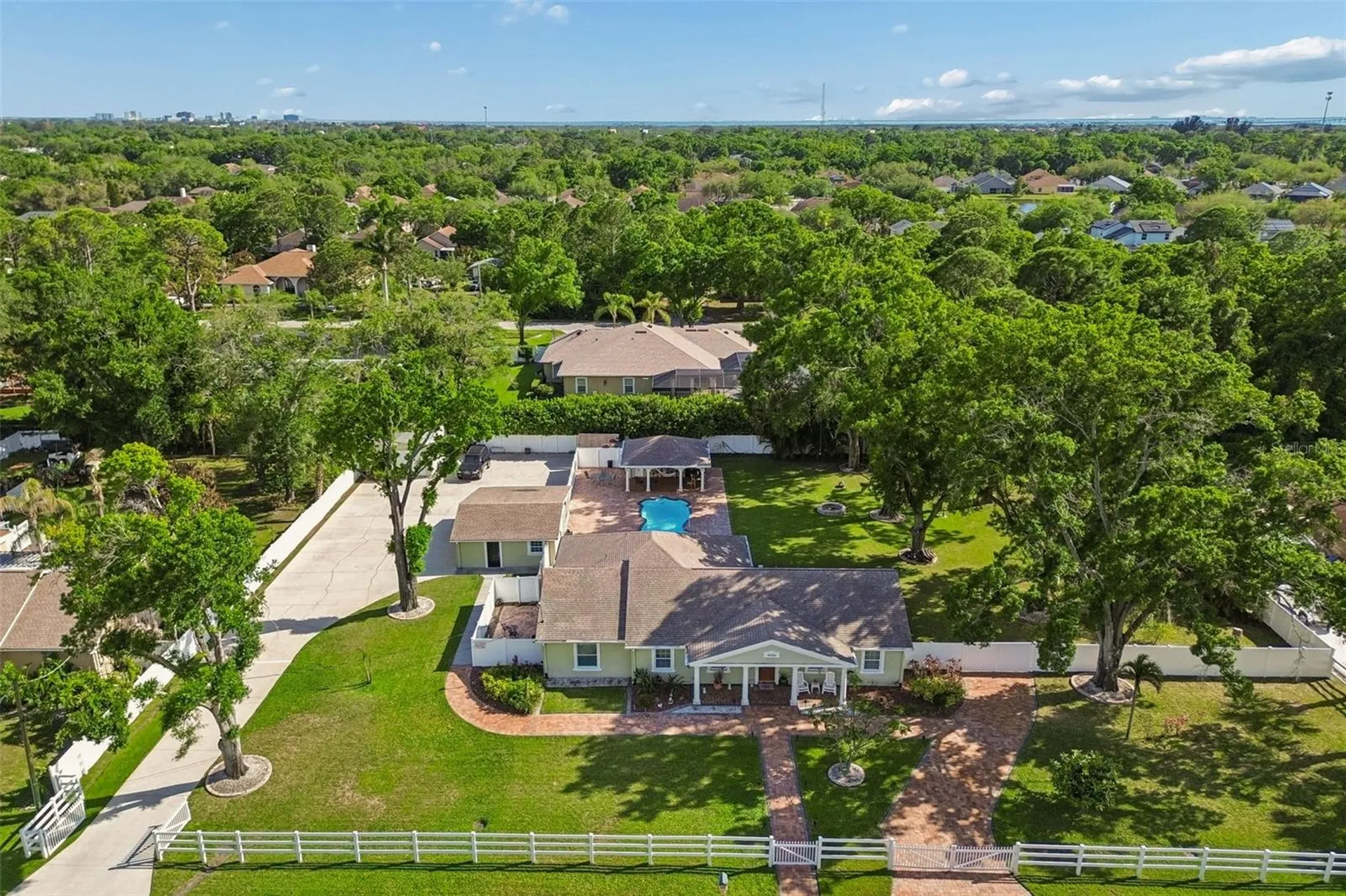 9406 W Flora Street Tampa FL 33615