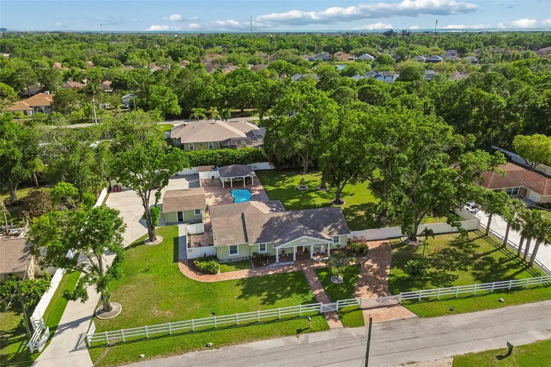 9406 W Flora Street Tampa FL 33615