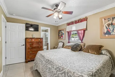 9406 W Flora Street Tampa FL 33615