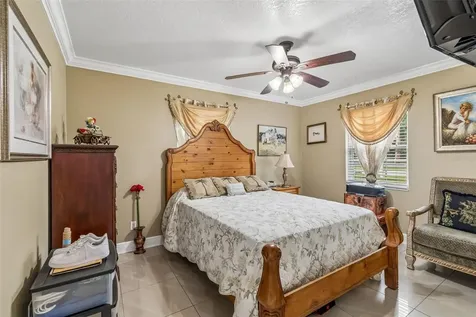 9406 W Flora Street Tampa FL 33615