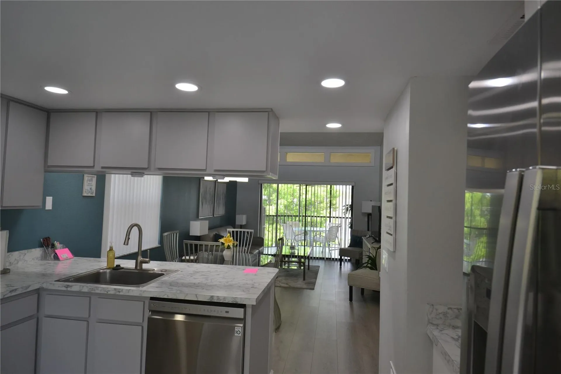 284 Woodlake Wynde Oldsmar FL 34677