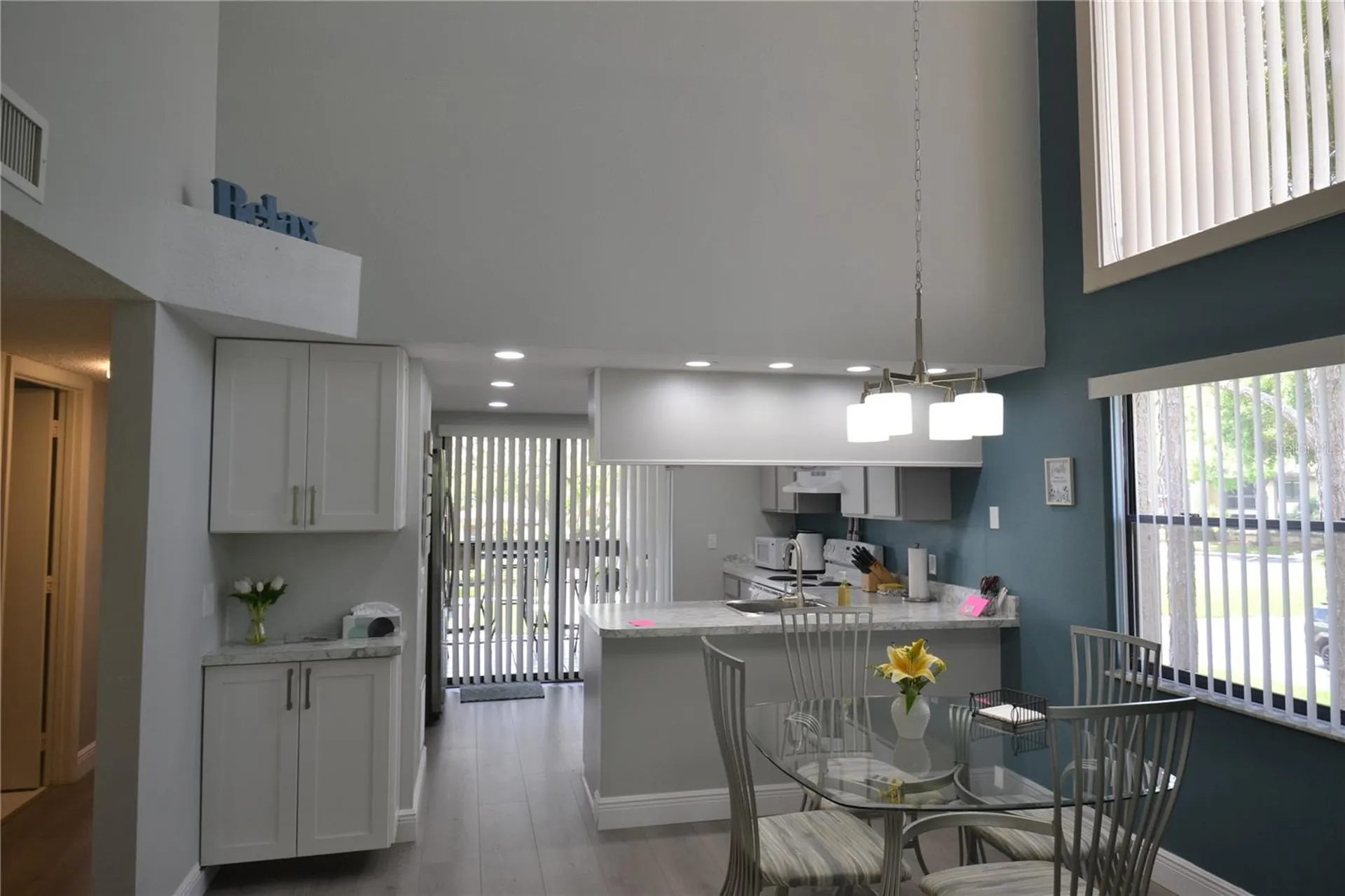 284 Woodlake Wynde Oldsmar FL 34677