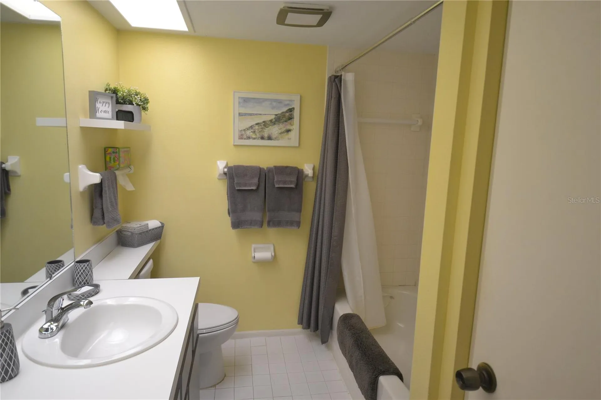 284 Woodlake Wynde Oldsmar FL 34677