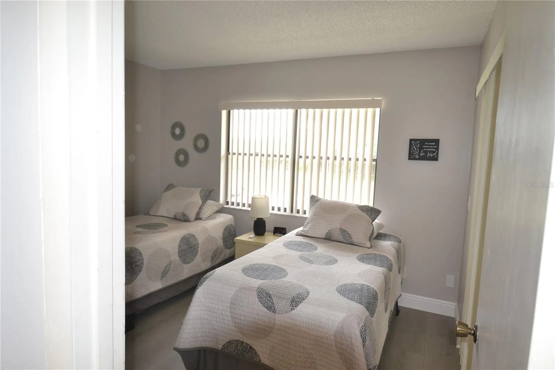 284 Woodlake Wynde Oldsmar FL 34677