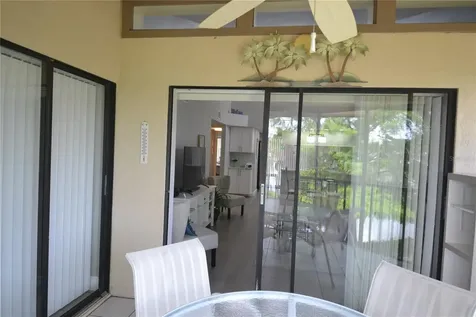 284 Woodlake Wynde Oldsmar FL 34677